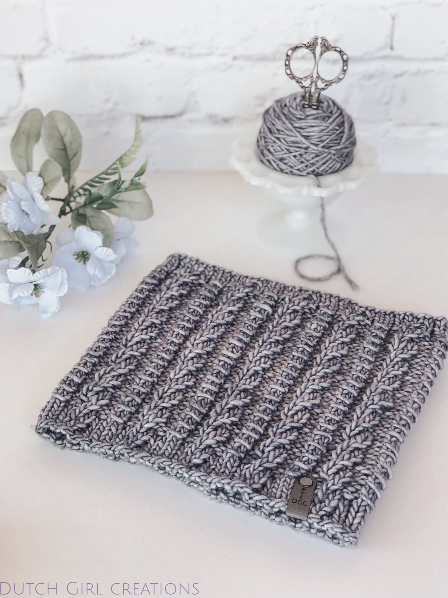 Venlo Cowl Knitting Pattern